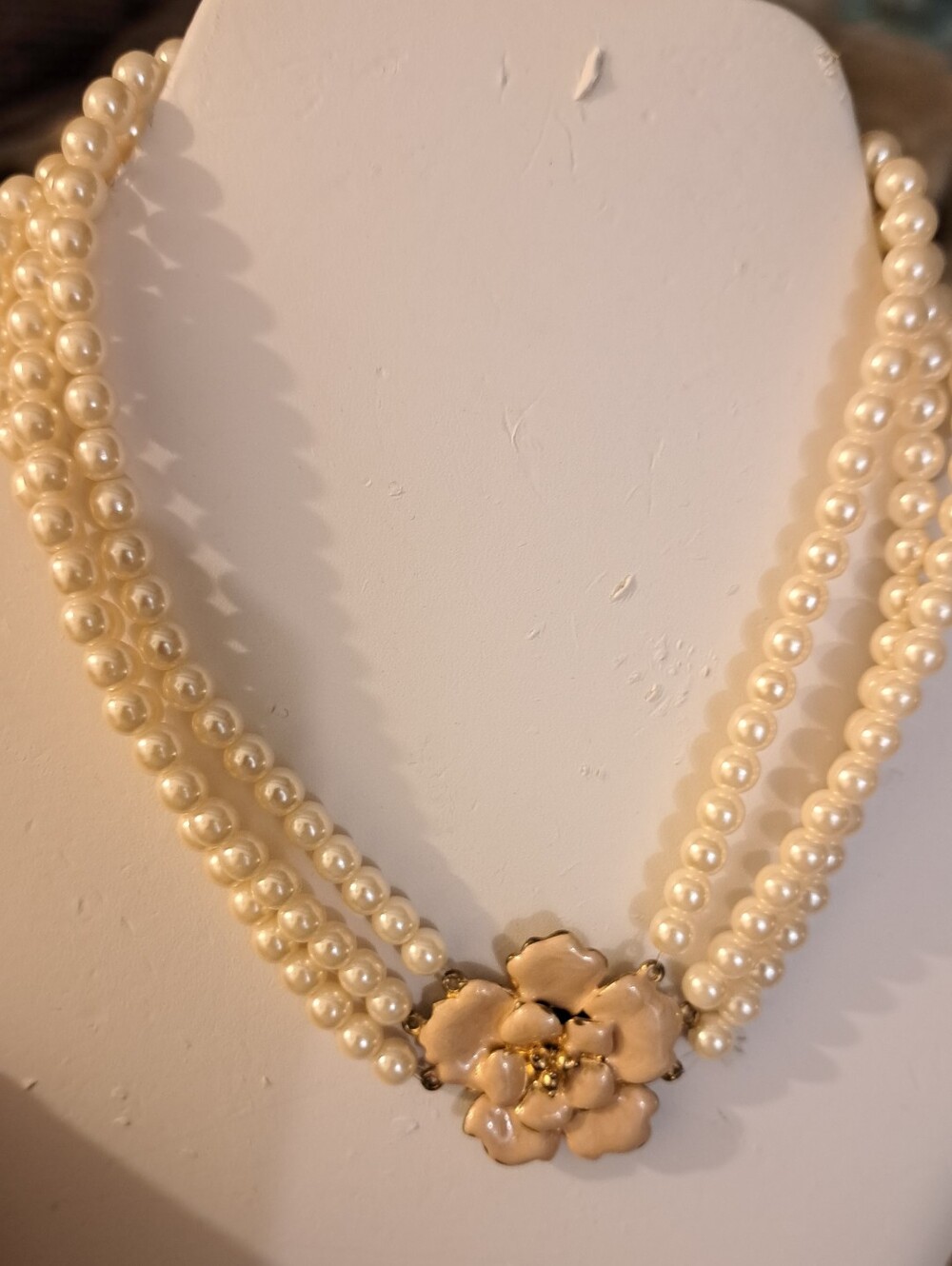 Pearl Triple-Strand Choker Necklace with Cream Floral Clasp